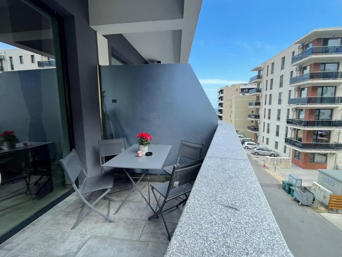 Appartement La Oti&Miruna à Năvodari Extérieur photo