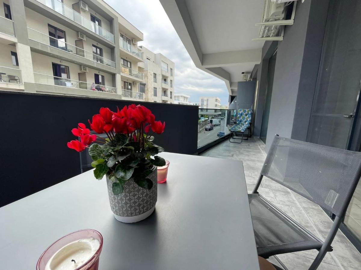 Appartement La Oti&Miruna à Năvodari Extérieur photo