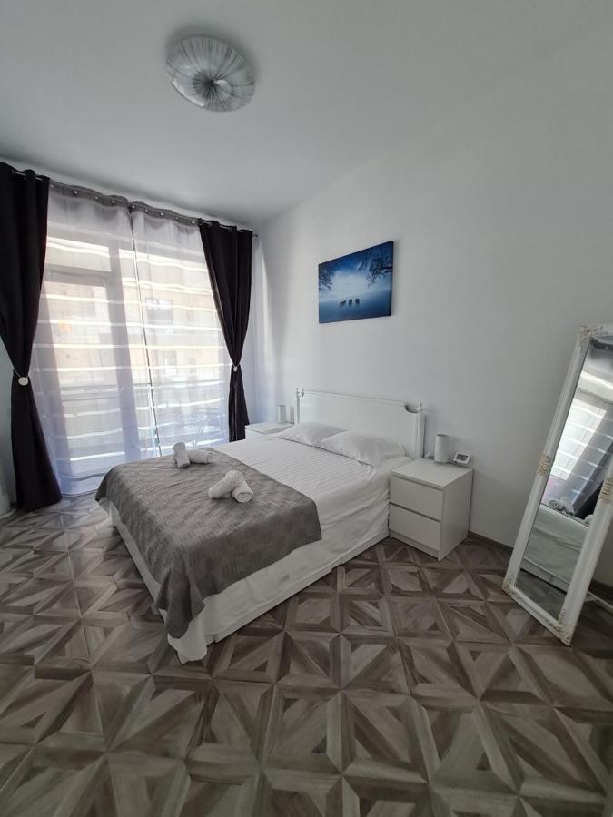 Appartement La Oti&Miruna à Năvodari Extérieur photo